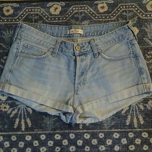 Short jean shorts